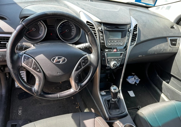 Hyundai I30 cena 10000 przebieg: 115726, rok produkcji 2013 z Zwierzyniec małe 154